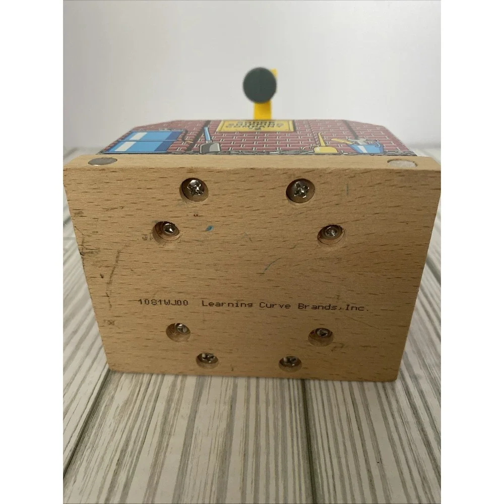 Thomas Friends Wooden Railway Sodor‎ Shipping Company #2 Crane Tank Engine Train